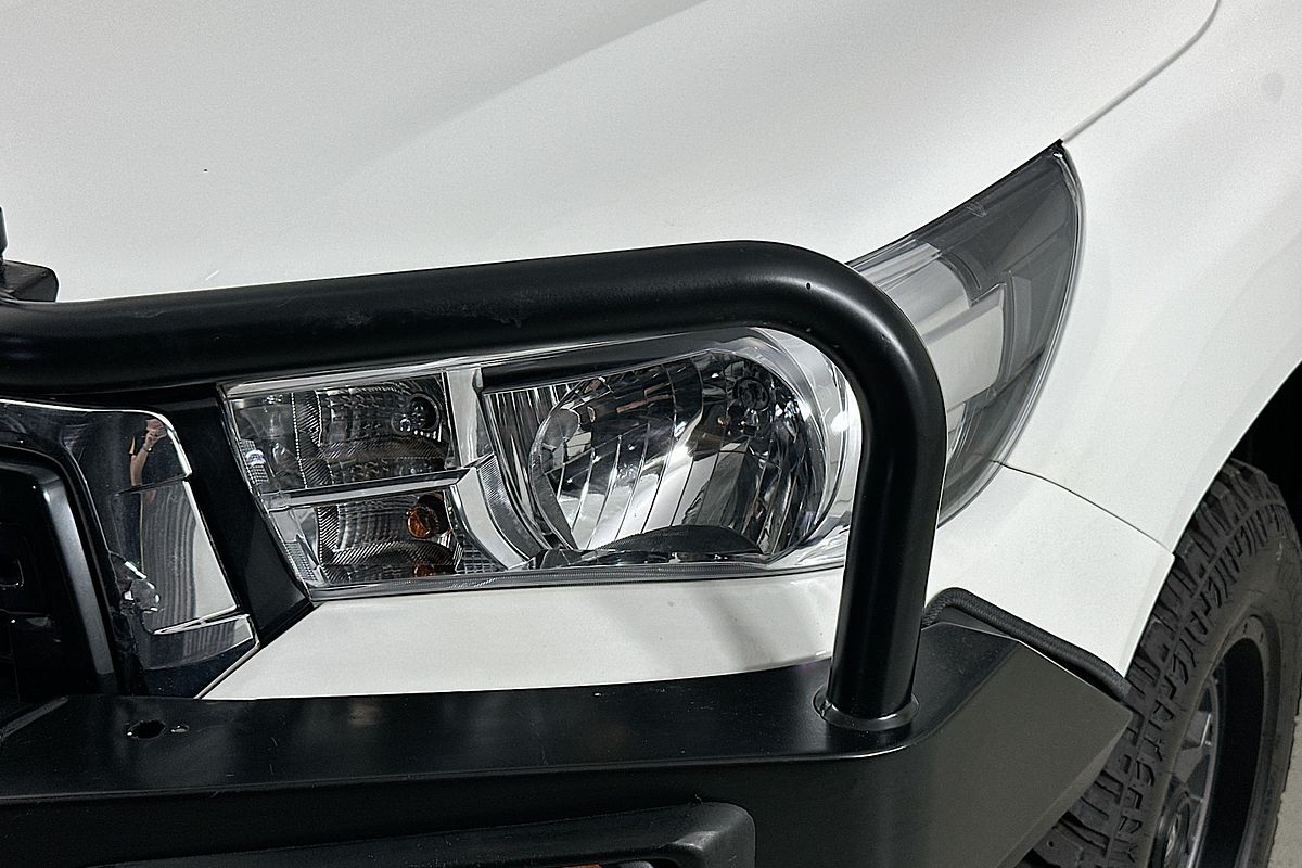 2019 Toyota HILUX SR (4x4) GUN126R MY19 4X4