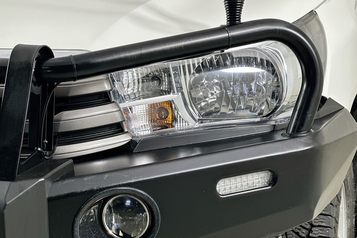 2022 Toyota HILUX SR (4x4) GUN126R 4X4