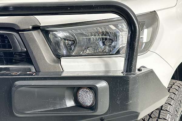 2021 Toyota HILUX SR (4x4) GUN126R 4X4