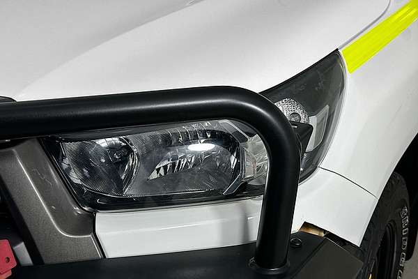 2021 Toyota HILUX SR (4x4) GUN126R FACELIFT 4X4