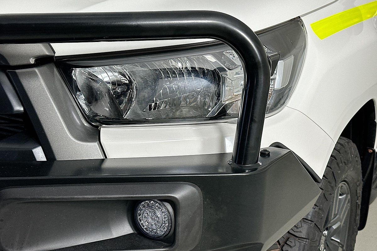 2022 Toyota HILUX SR (4x4) GUN126R 4X4