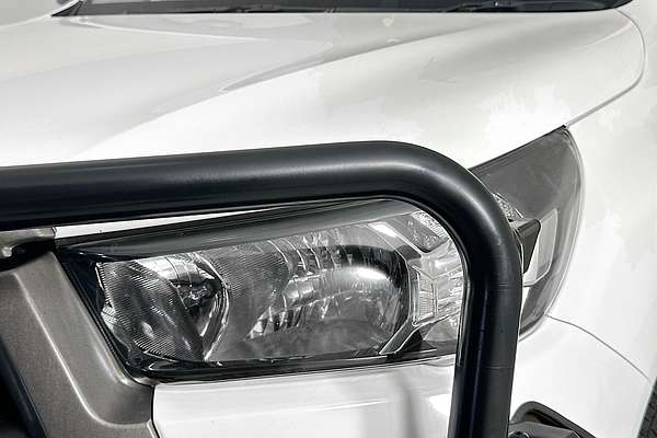 2021 Toyota HILUX SR (4x4) GUN126R FACELIFT 4X4