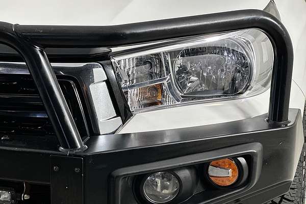 2020 Toyota HILUX SR (4x4) GUN126R MY19 UPGRADE 4X4