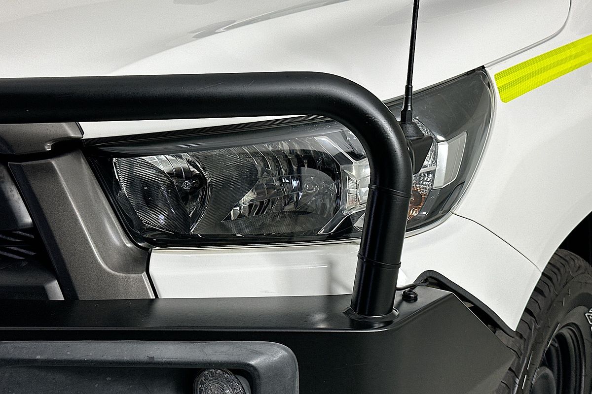 2021 Toyota HILUX SR (4x4) GUN126R FACELIFT 4X4