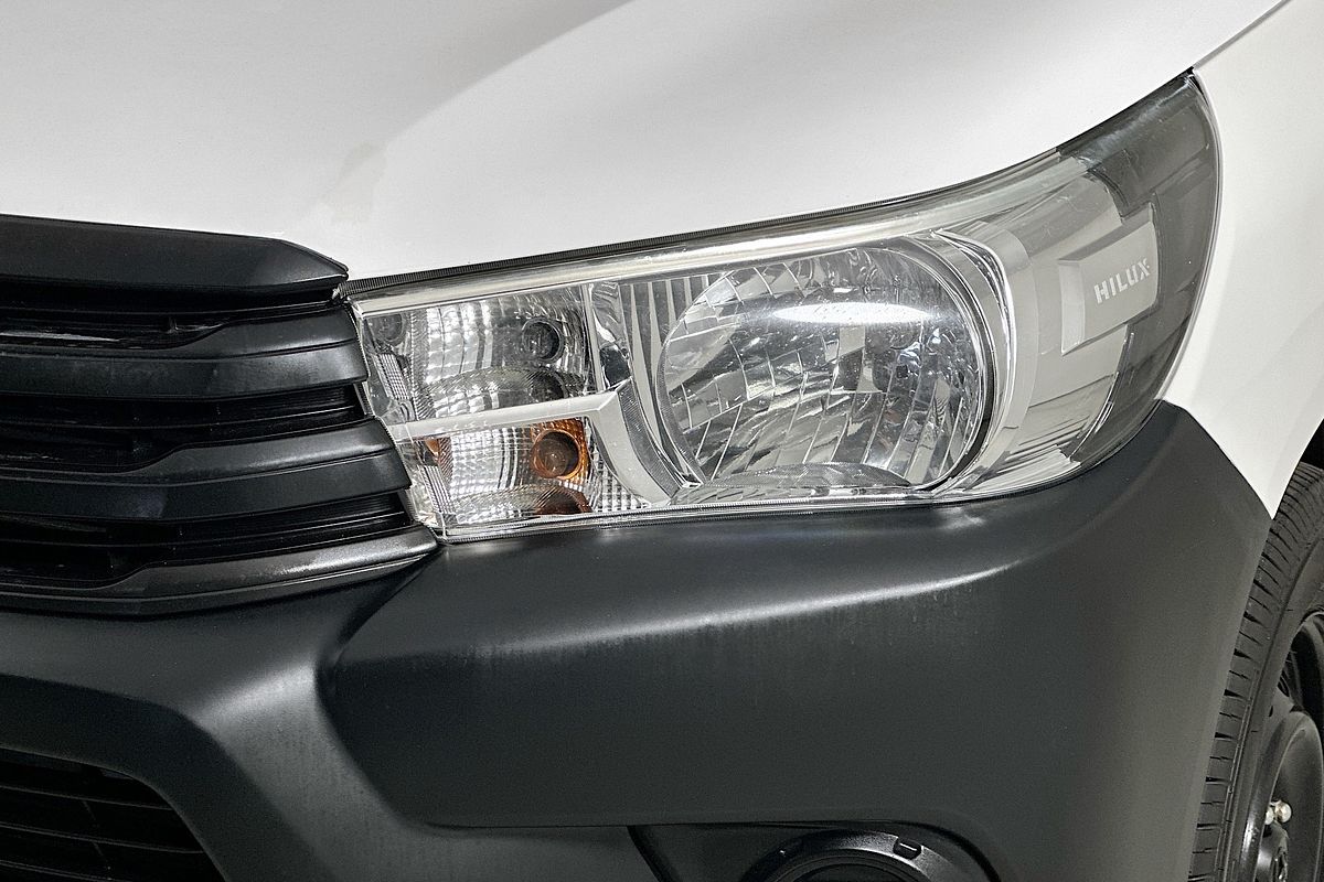 2016 Toyota Hilux WORKMATE GUN122R REAR WHEEL DRIVE