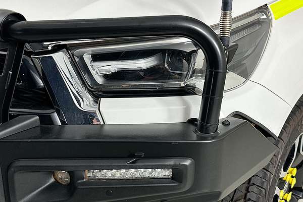 2021 Toyota HILUX SR5 (4x4) GUN126R FACELIFT 4X4