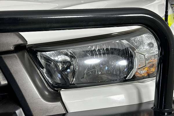 2021 Toyota HILUX SR (4x4) GUN126R 4X4