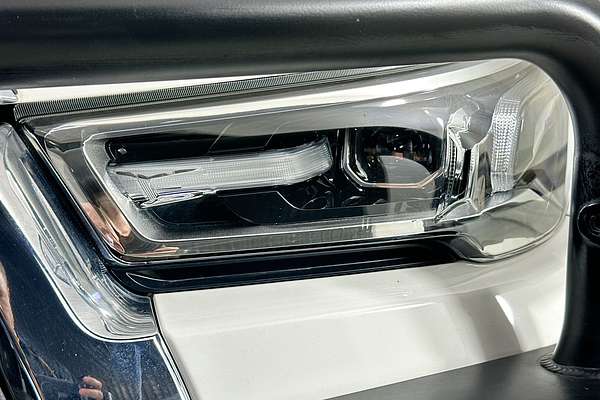 2022 Toyota HILUX SR5 (4x4) GUN126R 4X4