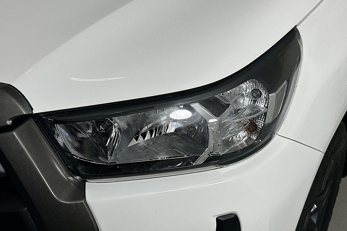 2022 Toyota HILUX SR (4x4) GUN126R 4X4