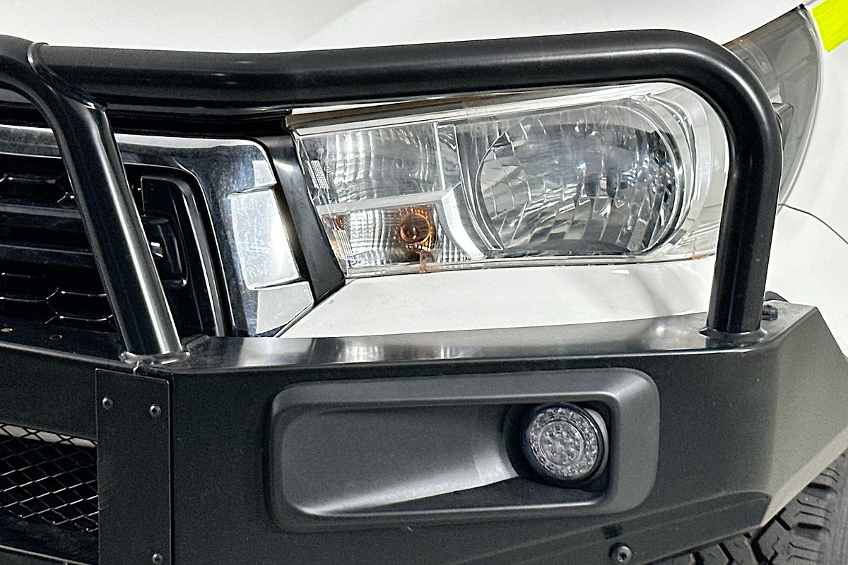 2020 Toyota HILUX SR (4x4) GUN126R MY19 UPGRADE 4X4