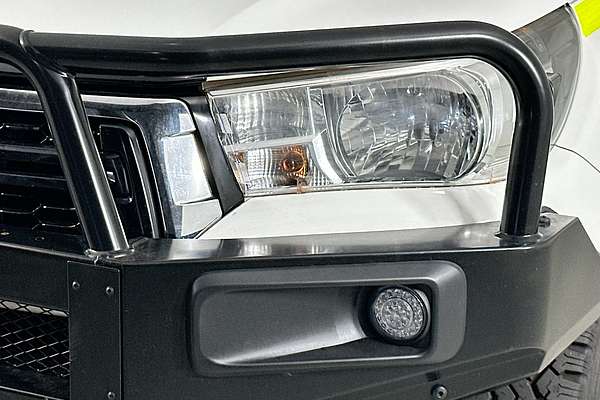 2020 Toyota HILUX SR (4x4) GUN126R MY19 UPGRADE 4X4