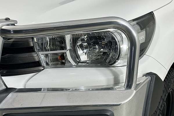 2017 Toyota HILUX SR (4x4) GUN126R MY17 4X4