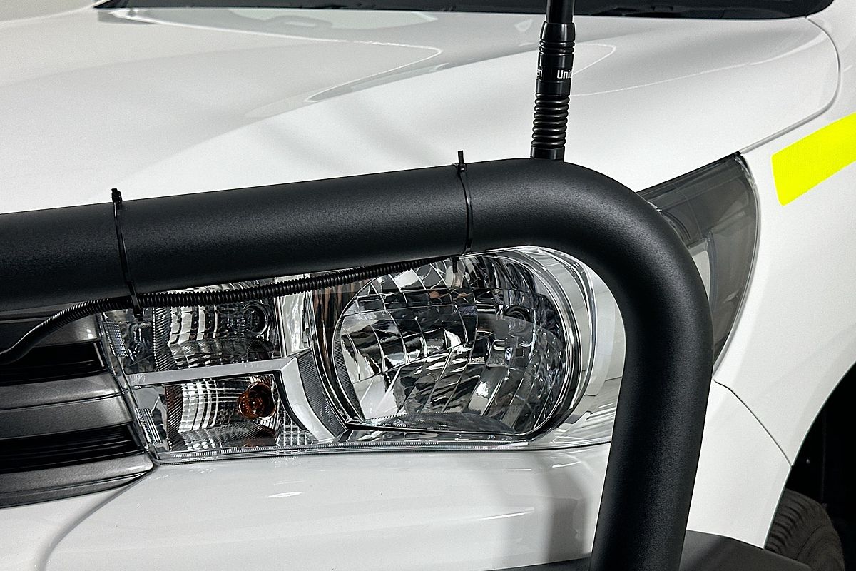 2024 Toyota HILUX SR (4x4) GUN126R 4X4