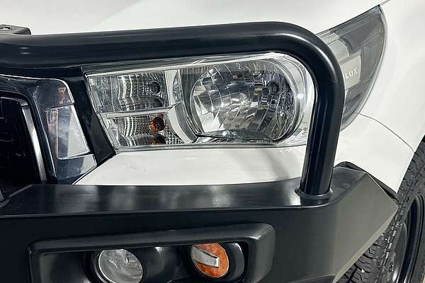 2019 Toyota HILUX SR (4x4) GUN126R MY19 UPGRADE 4X4