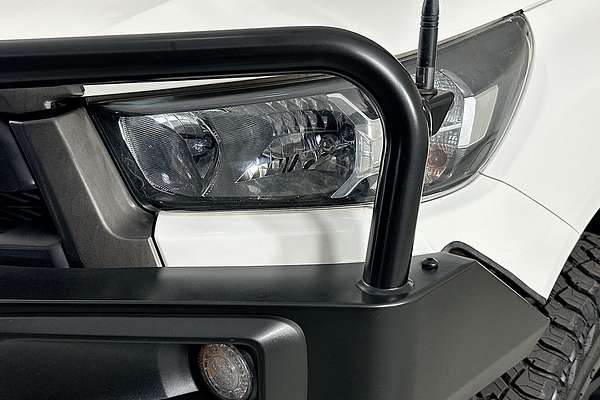 2021 Toyota HILUX SR (4x4) GUN126R 4X4