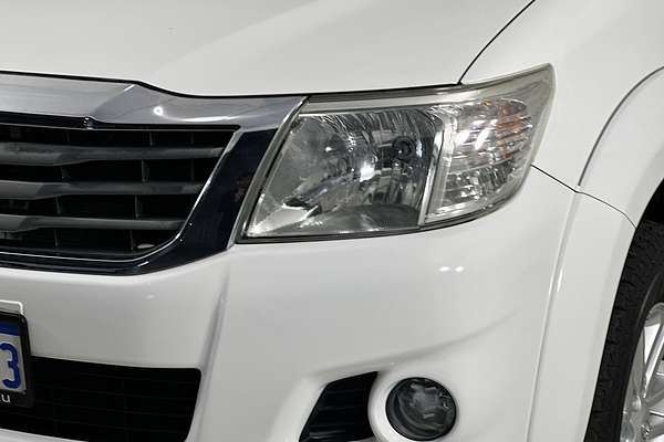 2015 Toyota HILUX SR5 (4x4) KUN26R MY14 4X4