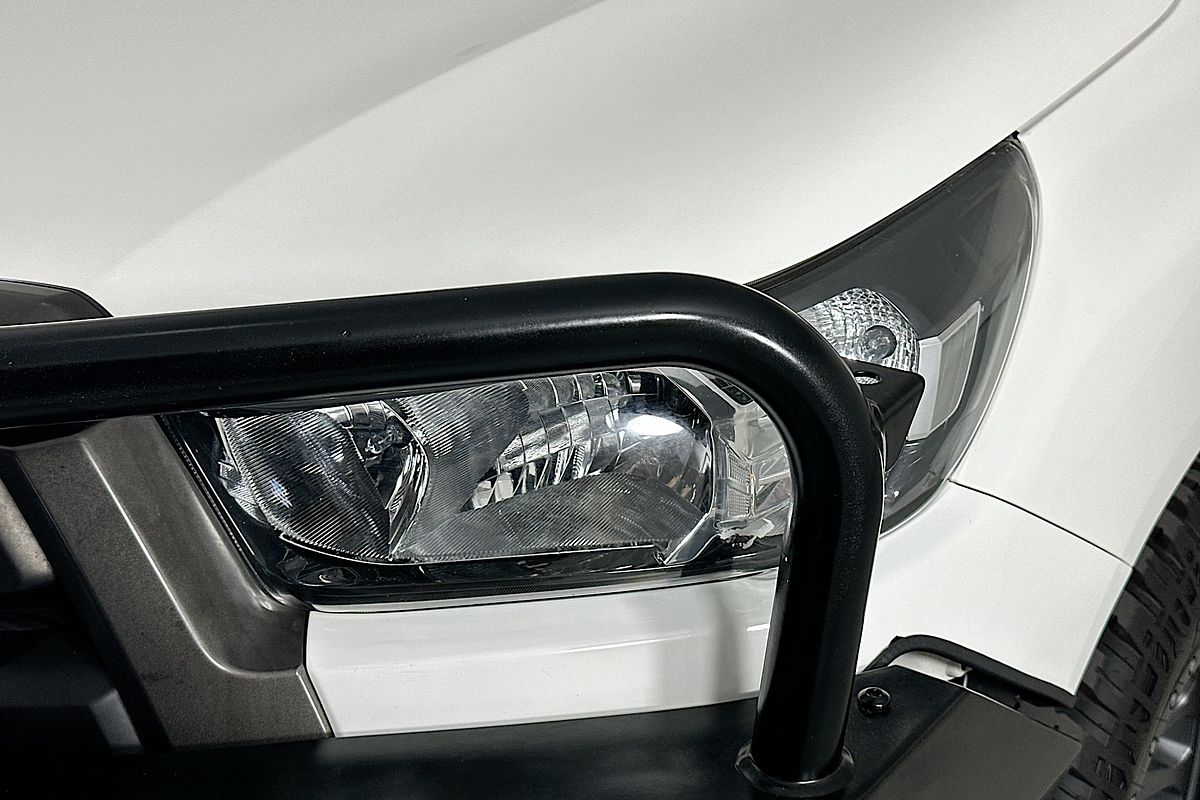 2021 Toyota HILUX SR (4x4) GUN126R FACELIFT 4X4