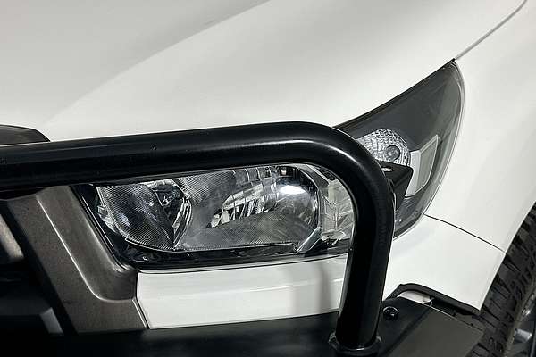 2021 Toyota HILUX SR (4x4) GUN126R FACELIFT 4X4