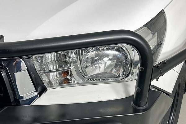 2018 Toyota HILUX SR (4x4) GUN126R MY19 4X4