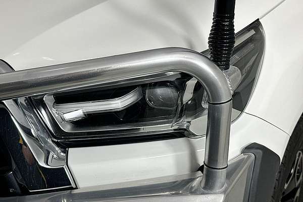 2021 Toyota HILUX SR5 (4x4) GUN126R FACELIFT 4X4