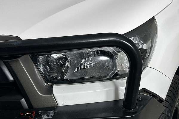 2021 Toyota HILUX SR (4x4) GUN126R FACELIFT 4X4