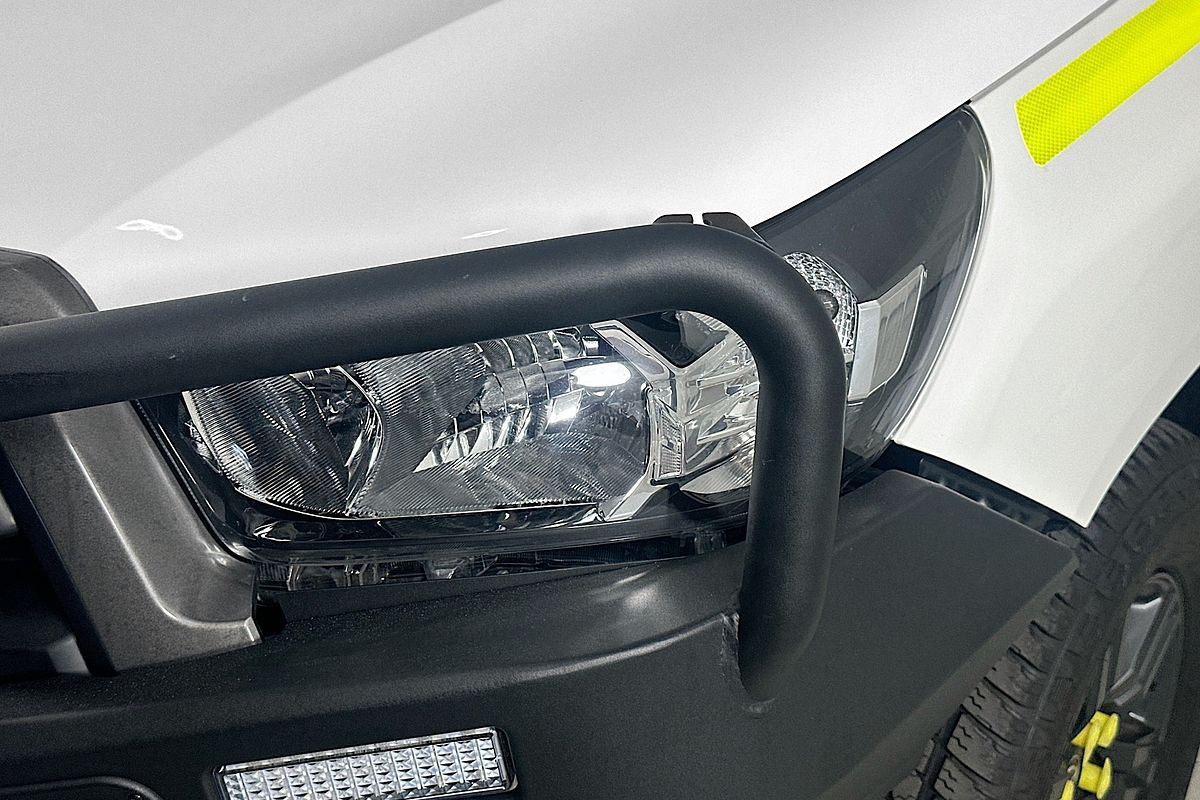 2023 Toyota HILUX SR (4x4) GUN126R 4X4