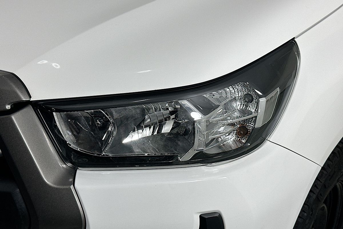 2022 Toyota HILUX SR (4x4) GUN126R 4X4