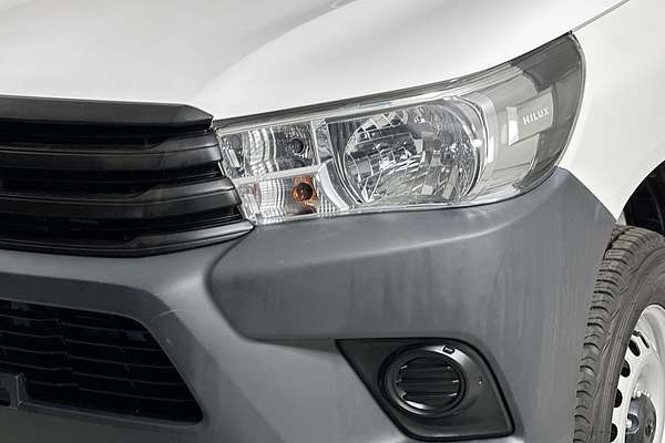 2020 Toyota HILUX WORKMATE HI-RIDER GUN135R FACELIFT 4x2