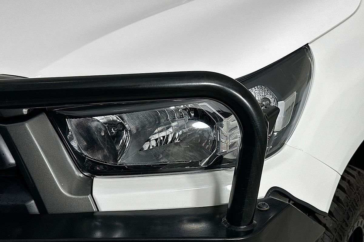 2021 Toyota HILUX SR (4x4) GUN126R FACELIFT 4X4