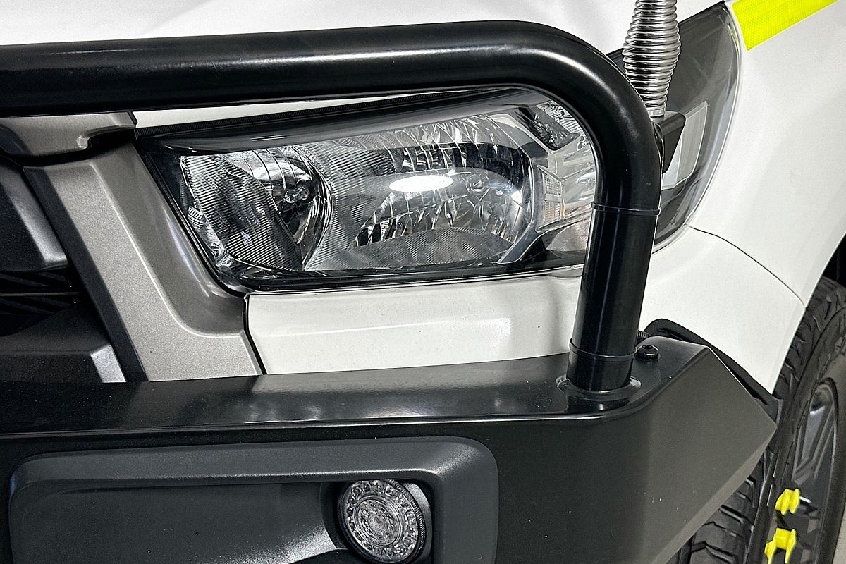 2023 Toyota HILUX SR (4x4) GUN126R 4X4