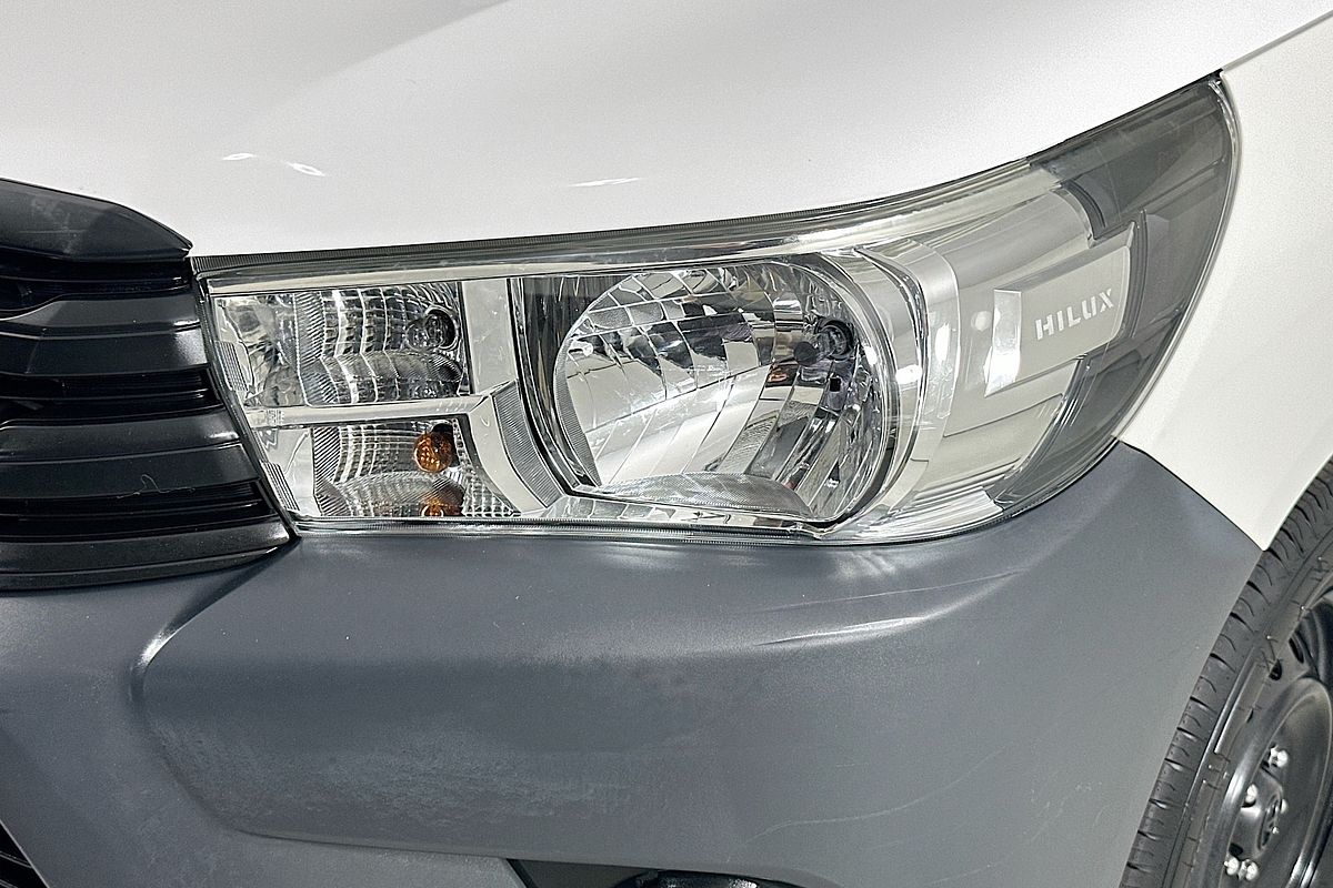 2016 Toyota Hilux WORKMATE GUN122R REAR WHEEL DRIVE