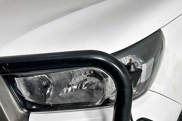 2020 Toyota HILUX SR (4x4) GUN126R FACELIFT 4X4