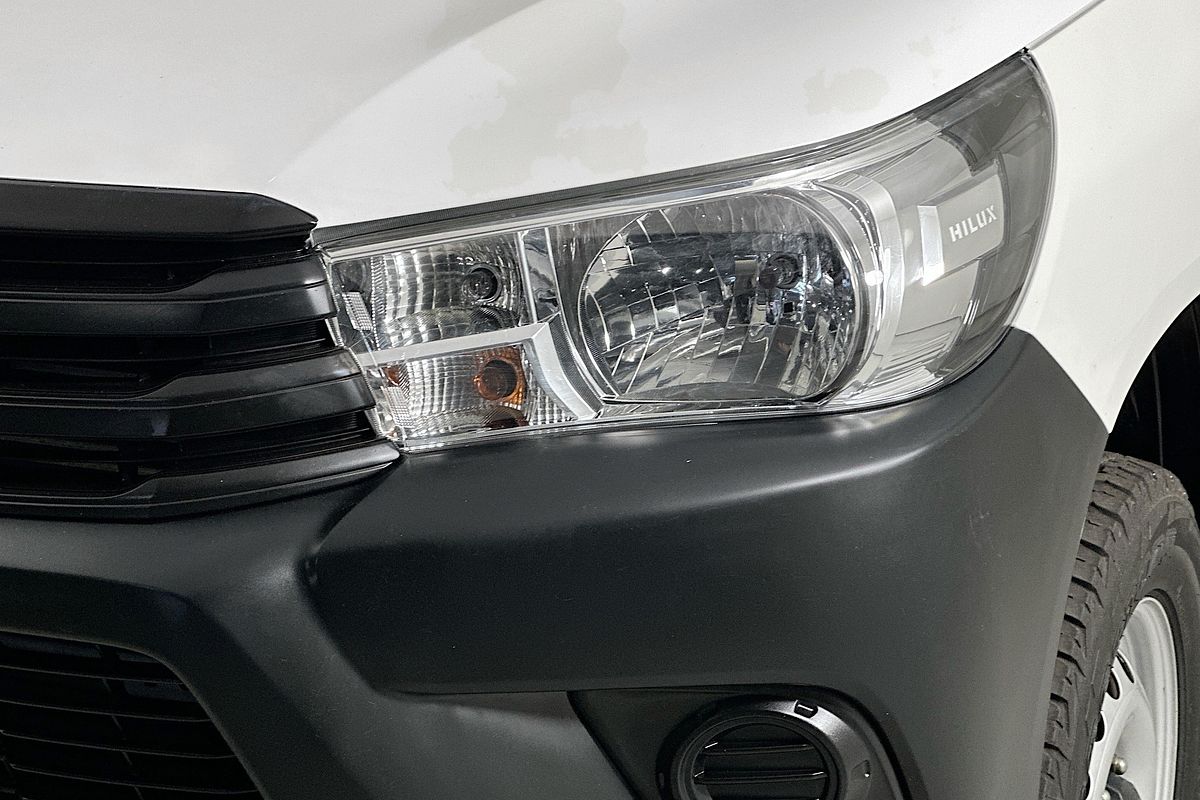 2020 Toyota HILUX WORKMATE HI-RIDER GUN135R FACELIFT 4x2