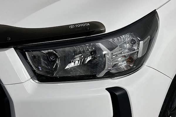 2024 Toyota HILUX SR (4x4) GUN126R 4X4