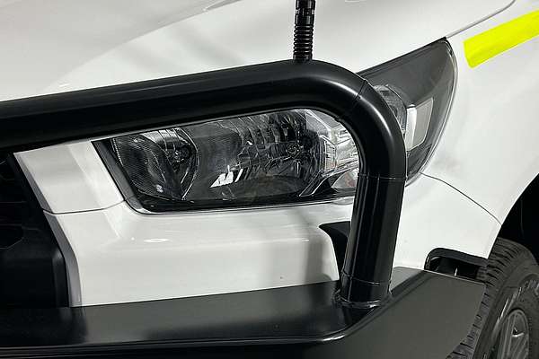 2025 Toyota HILUX SR (4x4) GUN126R RC 4X4