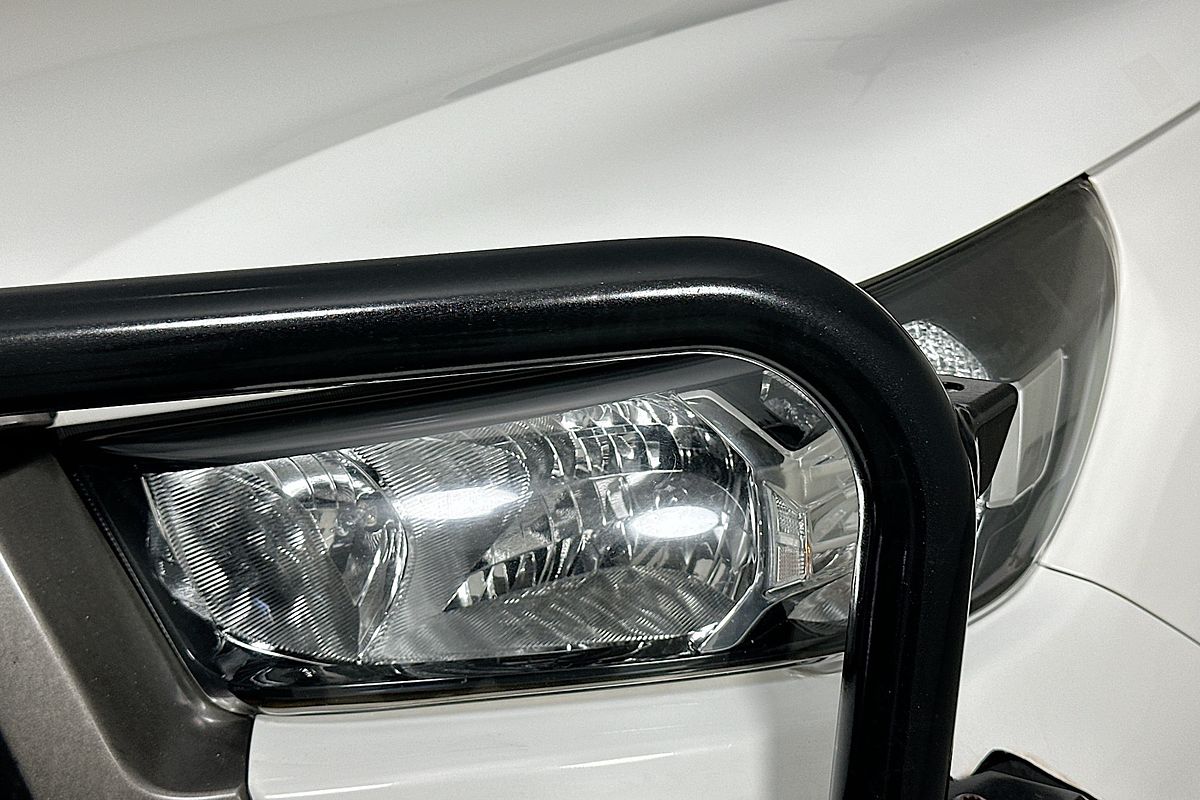 2021 Toyota HILUX SR (4x4) GUN126R 4X4