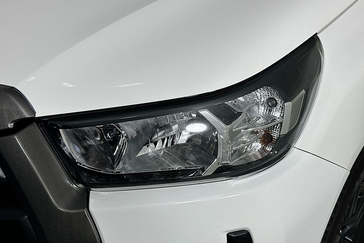 2022 Toyota HILUX SR (4x4) GUN126R 4X4