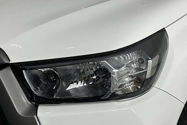 2022 Toyota HILUX SR (4x4) GUN126R 4X4