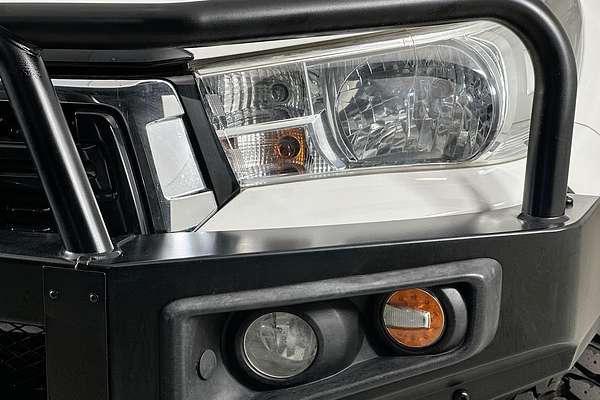 2020 Toyota HILUX SR (4x4) GUN126R MY19 UPGRADE 4X4