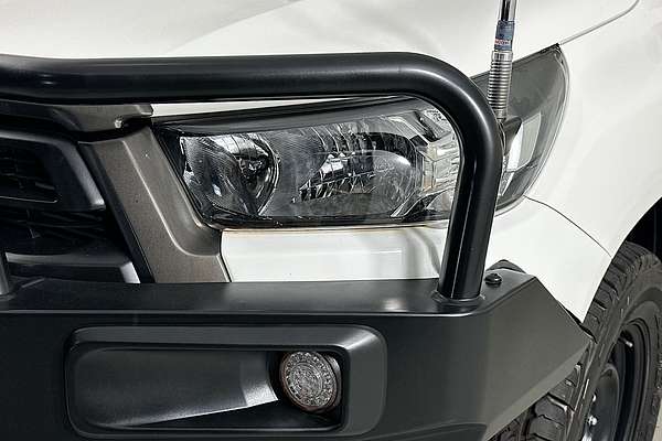 2021 Toyota HILUX SR (4x4) GUN126R 4X4