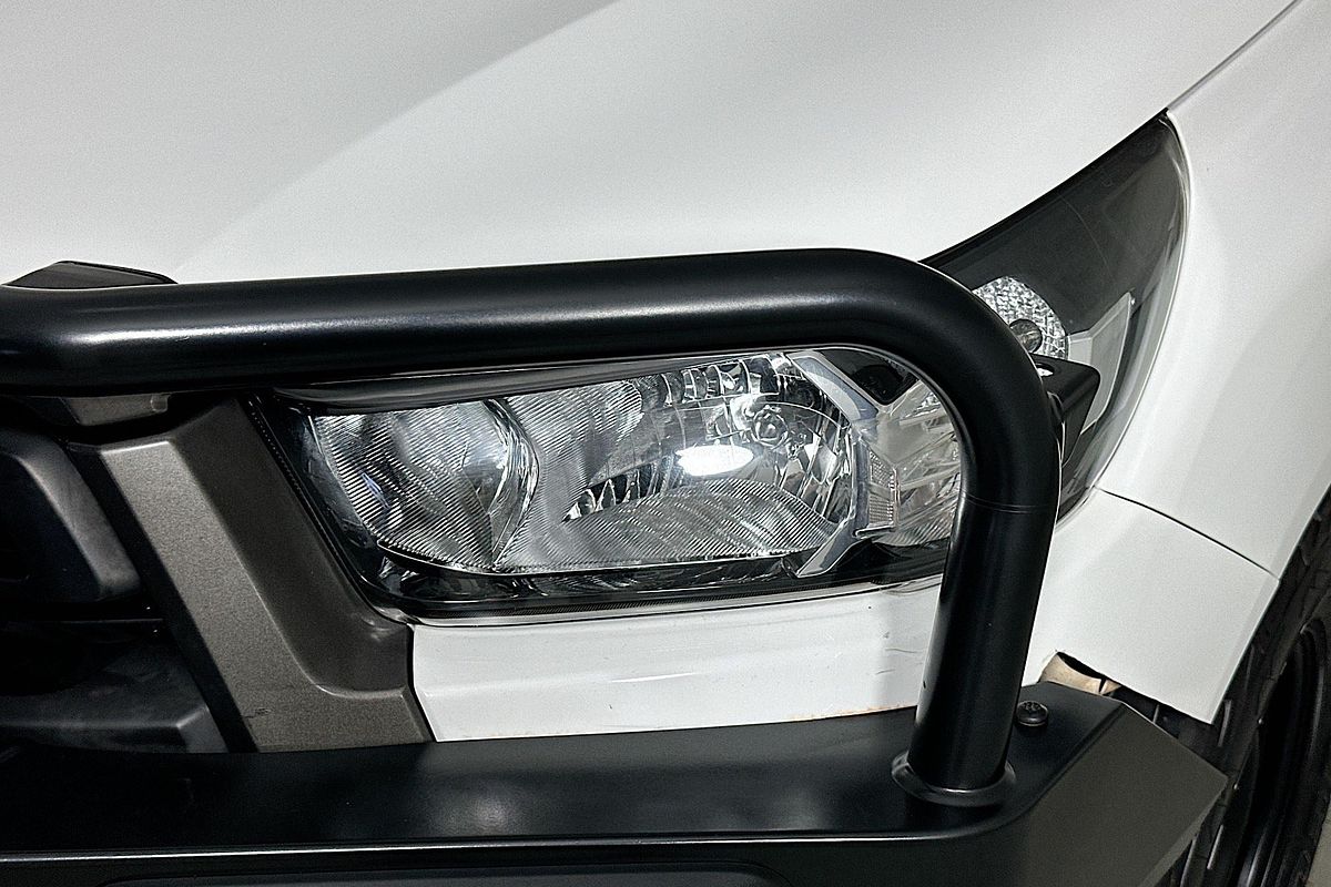 2021 Toyota HILUX SR (4x4) GUN126R 4X4