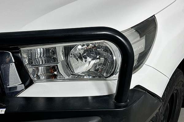 2018 Toyota HILUX SR (4x4) GUN126R MY19 4X4