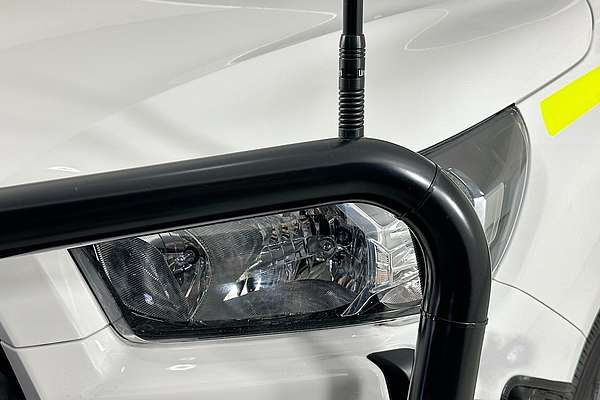 2024 Toyota HILUX SR 48V (4x4) GUN126R 4X4