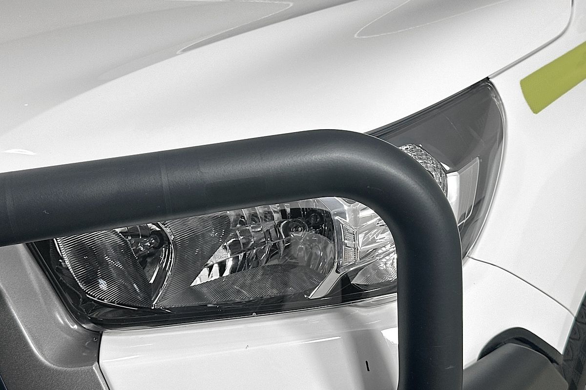 2024 Toyota HILUX SR 48V (4x4) GUN126R 4X4