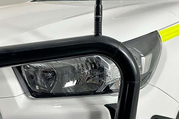 2025 Toyota HILUX SR 48V (4x4) GUN126R RC 4X4