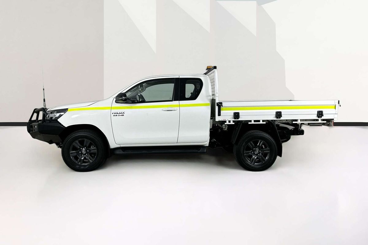 2023 Toyota Hilux SR (4x4) GUN126R 4X4