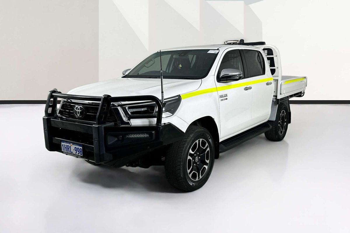 2022 Toyota HILUX SR5 (4x4) GUN126R 4X4