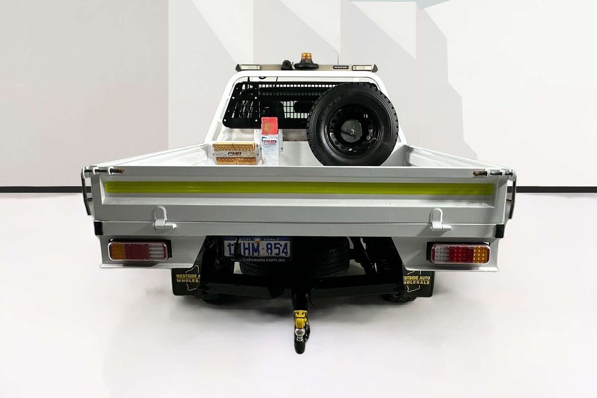 2021 Toyota HILUX SR (4x4) GUN126R FACELIFT 4X4