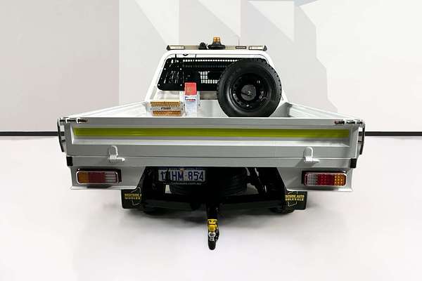 2021 Toyota HILUX SR (4x4) GUN126R FACELIFT 4X4