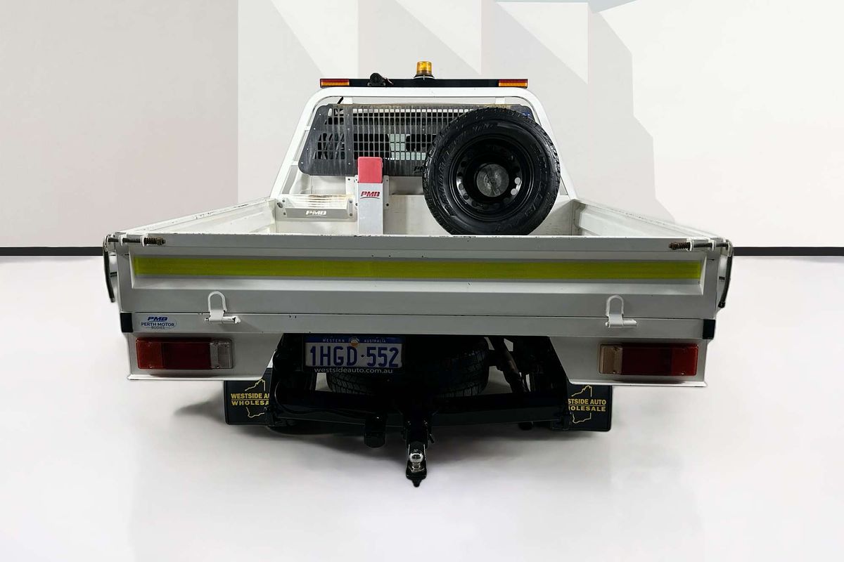 2020 Toyota HILUX SR (4x4) GUN126R FACELIFT 4X4